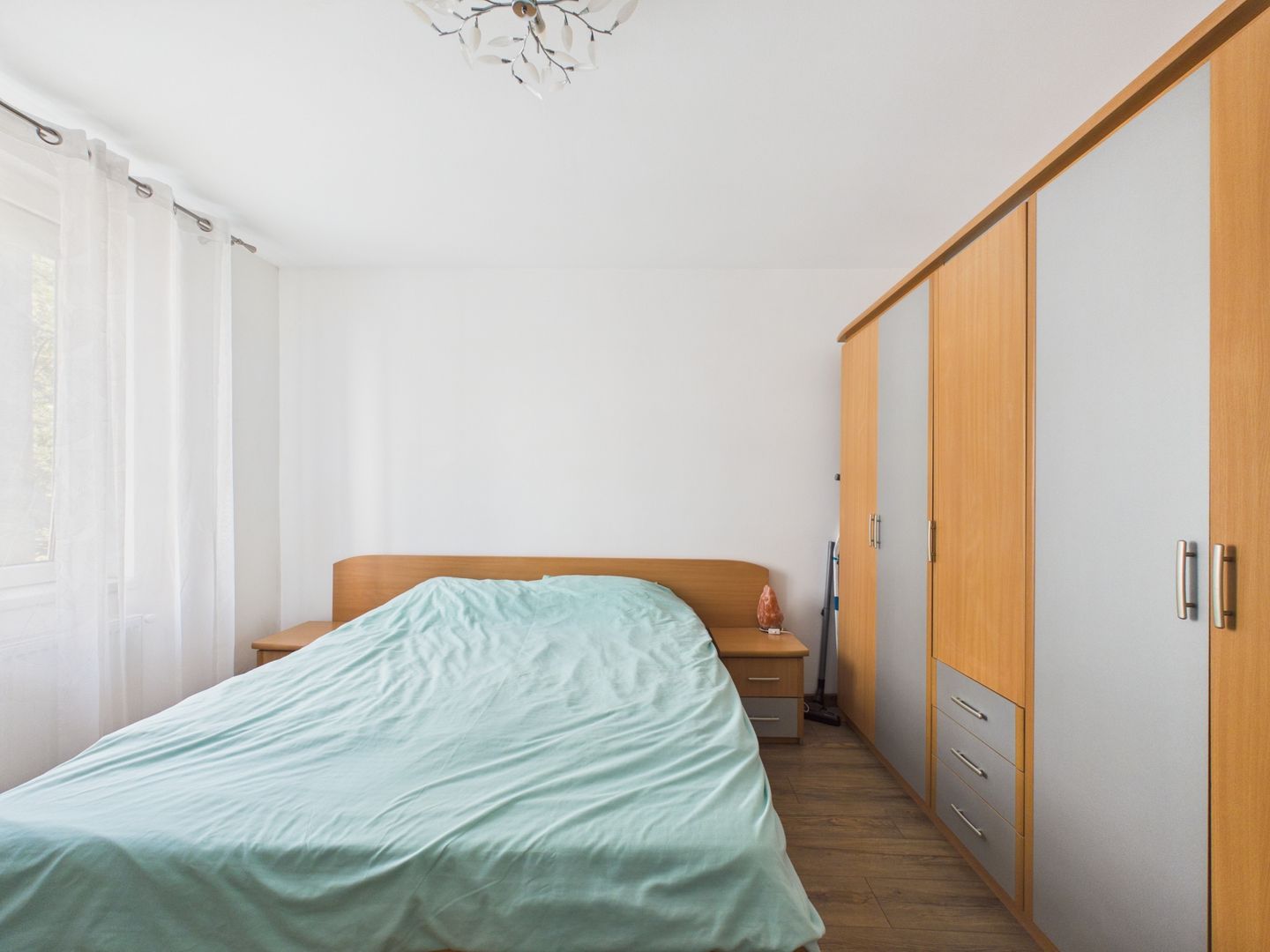 Casa cu 8 camere de vanzare | rezidential si comercial | Nerva Traian - Poză 8