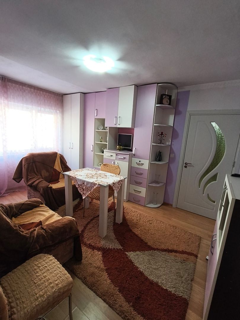 Apartament 2 camere, 41 mp, parter inalt, mobilat, in Alesd, jud.Bihor - Poză 1