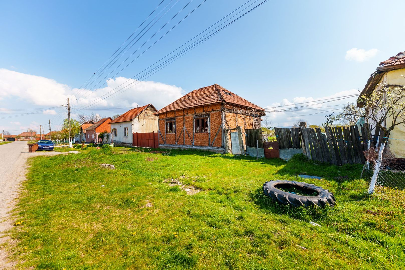 Casă la roșu în Comuna Bocsig, Arad - Poză 1