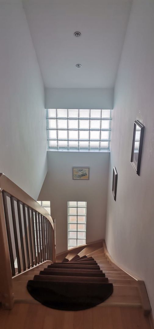 Casă deosebită în Fratellia, cu teren 657 mp - Poză 28