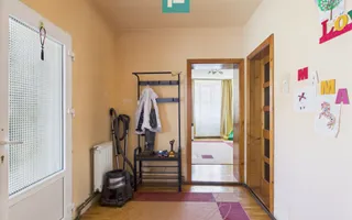 Casă cu 4 camere și teren de 450 mp în Aradul Nou - Poză 16