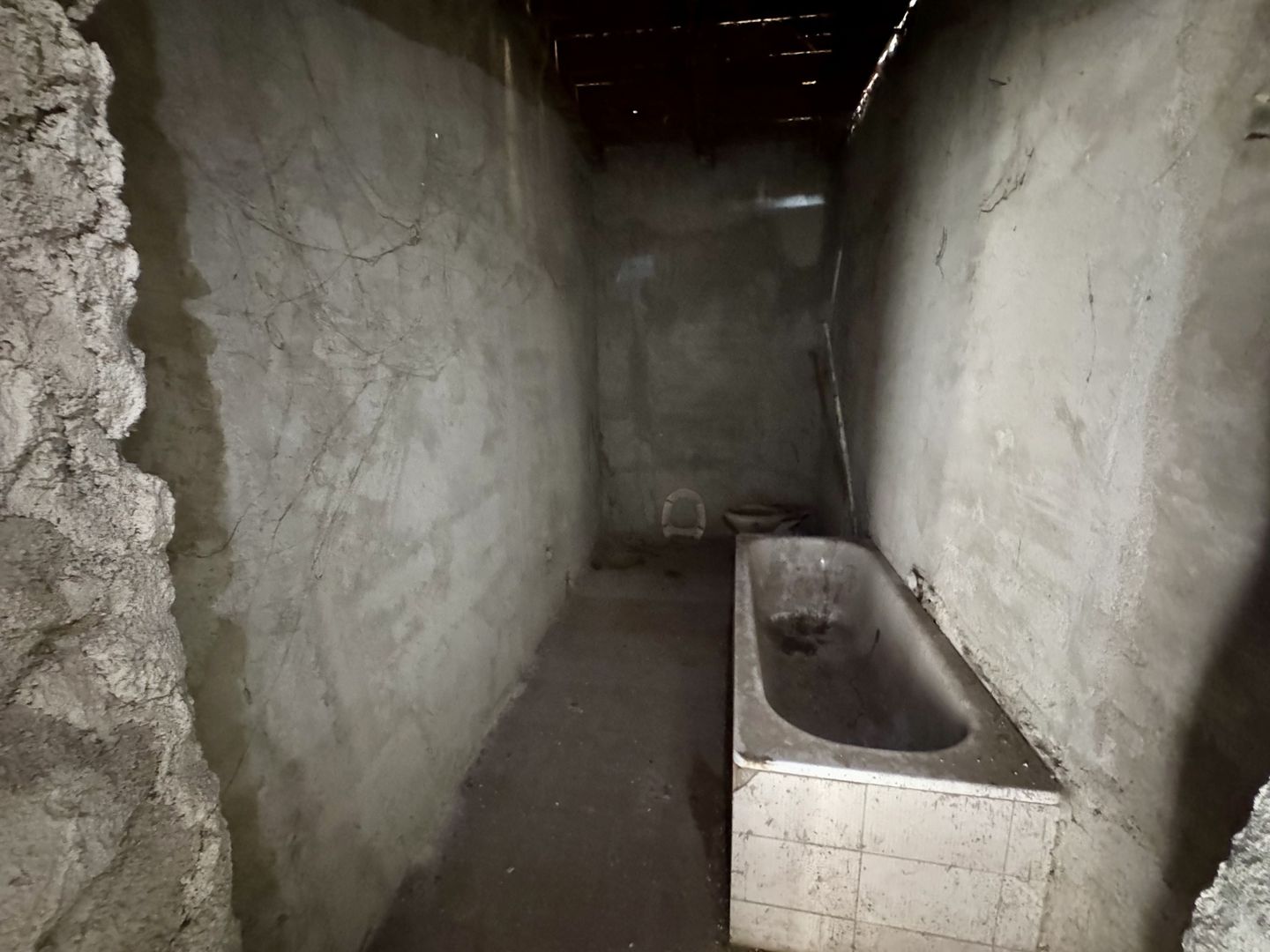 OPORTUNITATE RARA - imobil central, multifunctional, curte PROPRIE - Poză 34