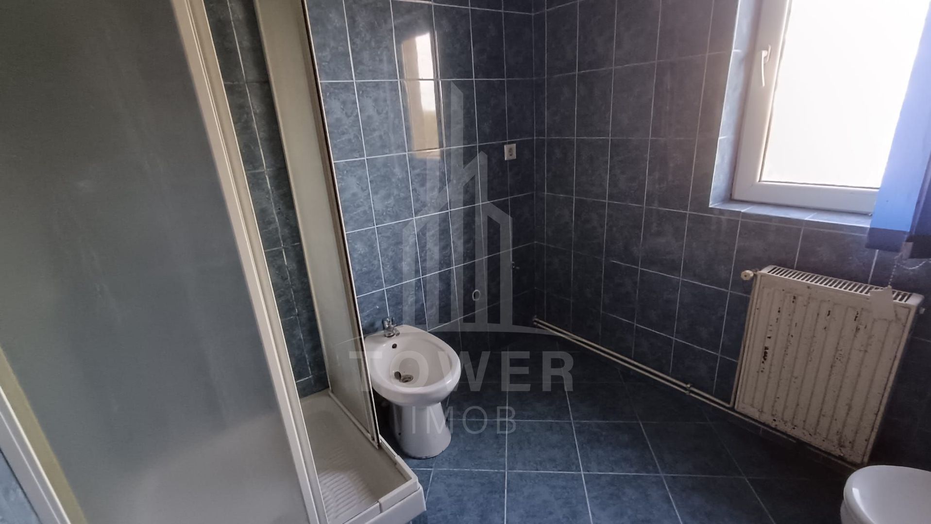 Apartament 3 camere decomandat - Poză 4