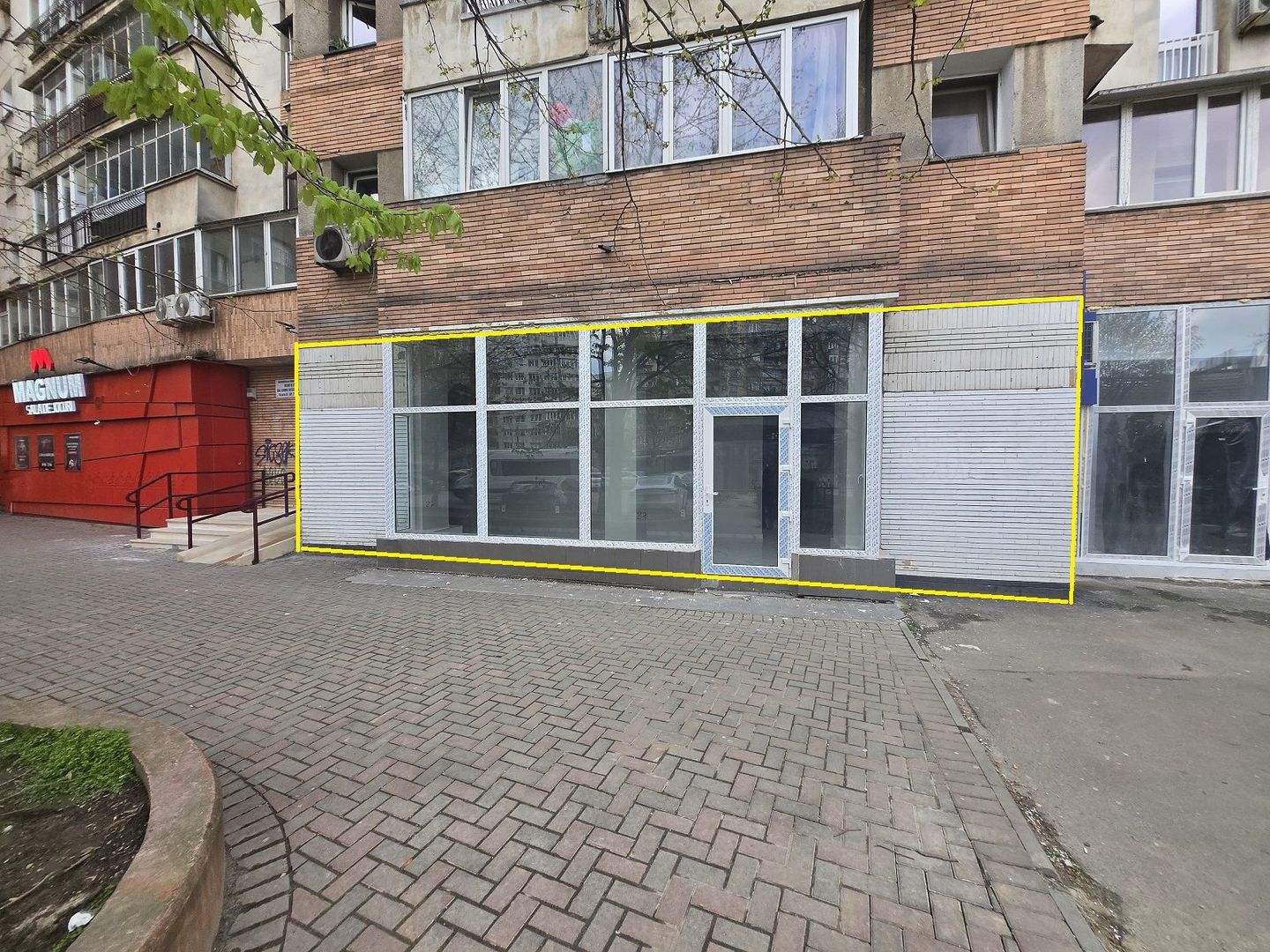 Spatiu comercial 101mp Dristor McDonald's Metrou Stradal Camil Ressu - Poză 2