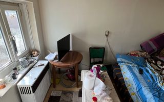 Casă de vânzare în Călanul Mic –  2 clădiri, curte, grădină, garaj - Poză 6