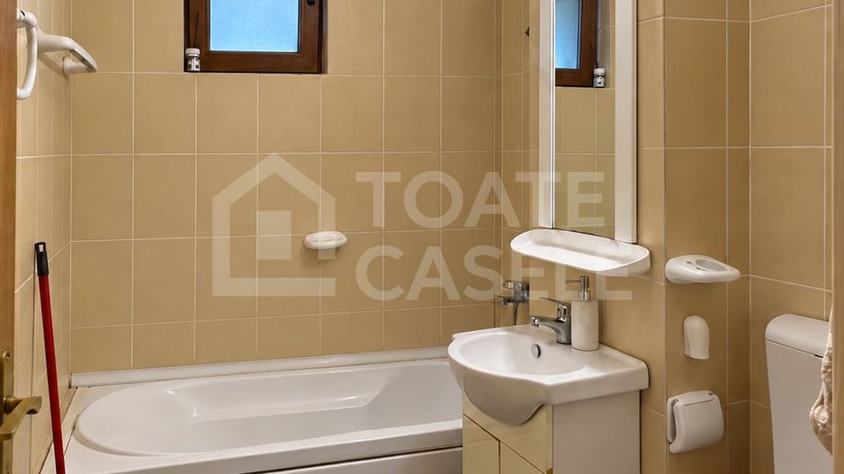 Apartament cu 2 camere, balcon generos și parcare, în Mănăștur - Poză 4