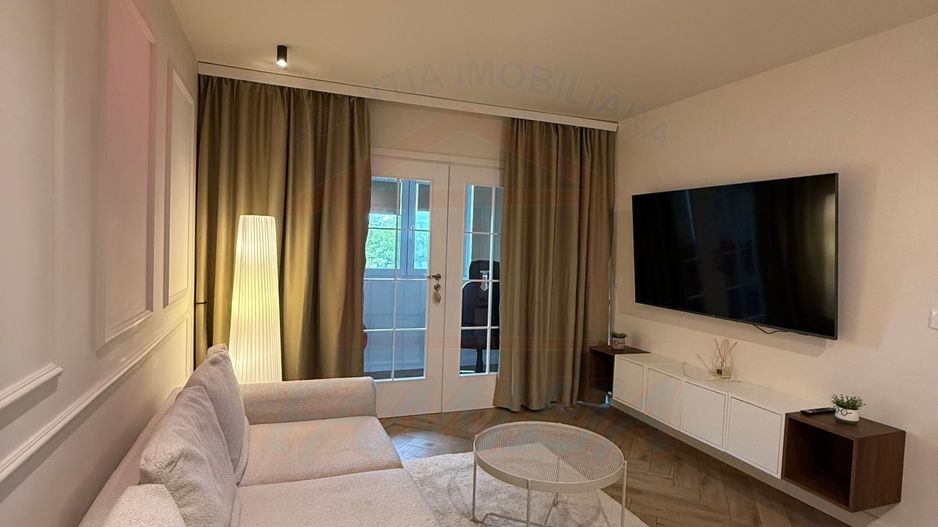 🏡✨ APARTAMENT CU 2 CAMERE DE ÎNCHIRIAT – MICRO 16 - Poză 1