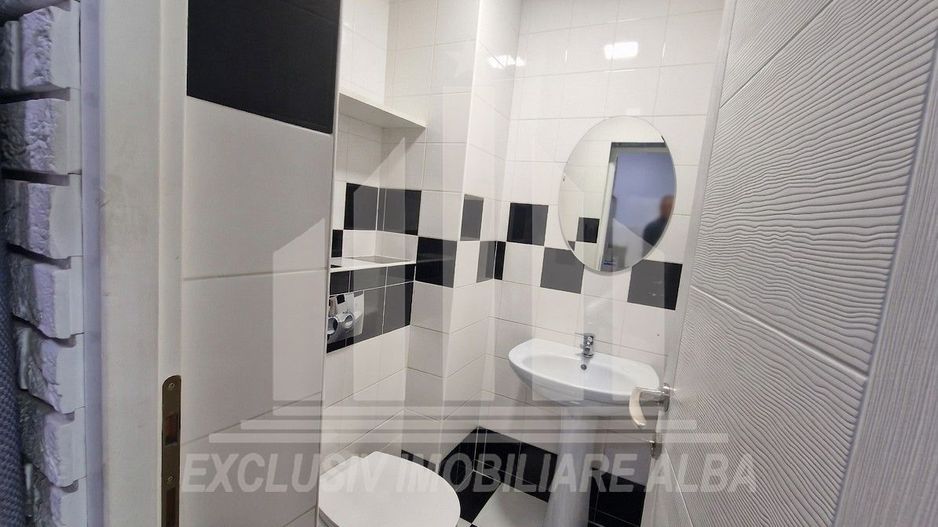 Spatiu comercial | Trafic intens | Cetate | Pozitie ultracentrala - Poză 5