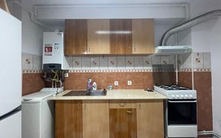 Garsonieră | 32mp | Piața 1 Mai | DE ÎNCHIRIAT - Poză 3