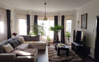 BRASADAS vinde vila 5 cam 190mp teren 10 ari str. Dara. - Poză 1