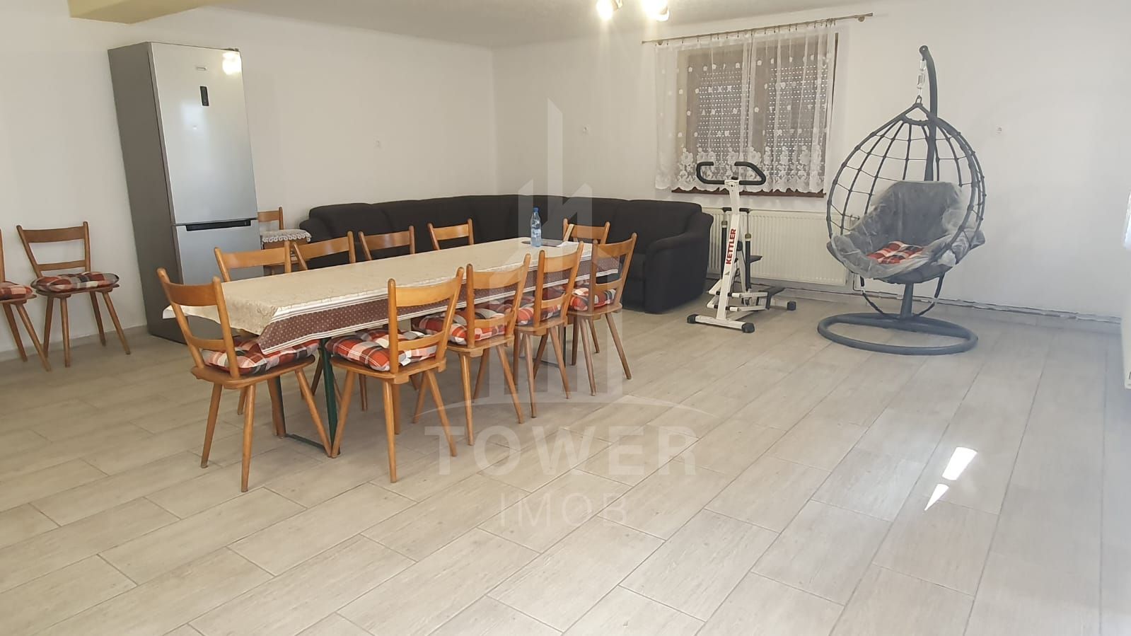 Casă spațioasă de vânzare în comuna Roșia .COMISION 0% - Poză 9