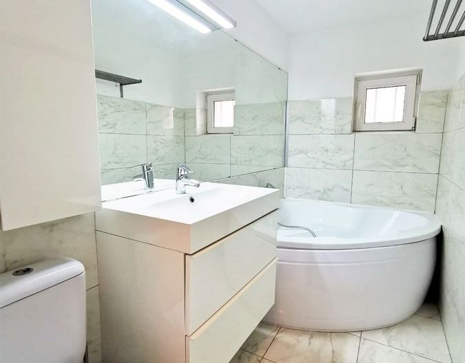 Apartament 3 camere Vitan - Poză 2