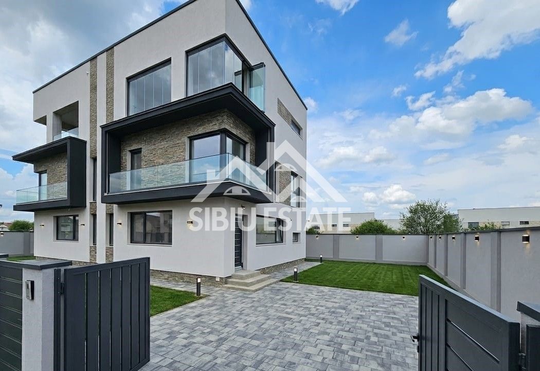 Casa Selimbar, Sibiu 3 dormitoare, 3 bai, terasa - Poză 1