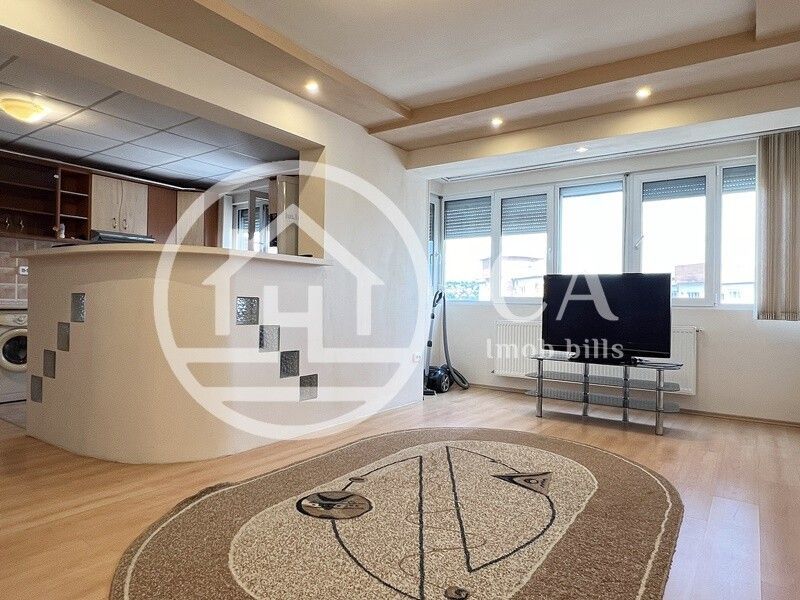 Apartament de închiriat cu 3 camere în zona Rogerius, Oradea - Poză 2