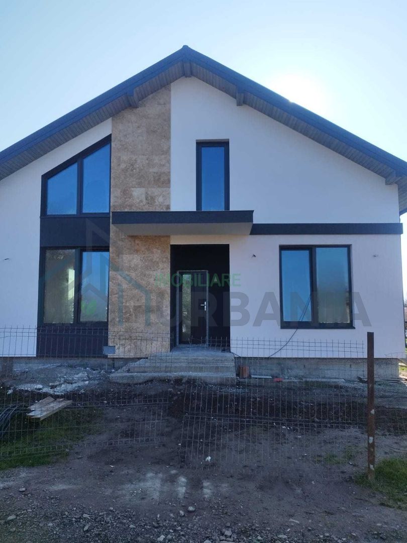 Vilă modernă de vânzare în Dancu, Iași - Poză 1