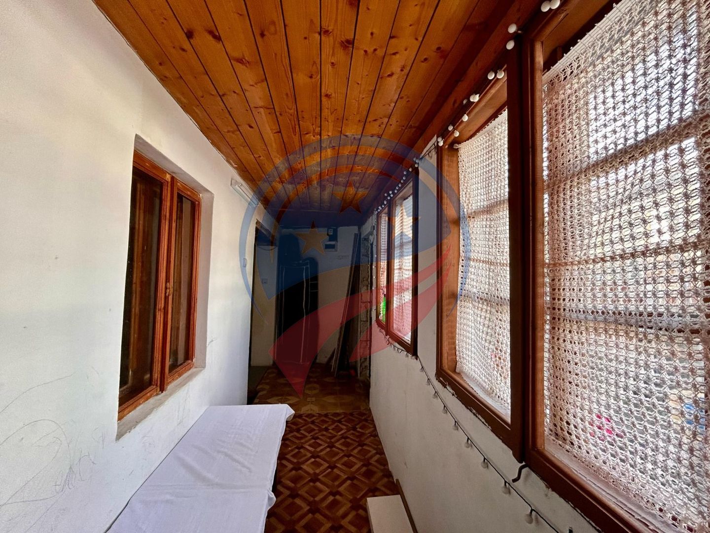 Apartament la casă, 2 camere + curte proprie, 85 mp – Str. C.D. Fortunescu - Poză 5