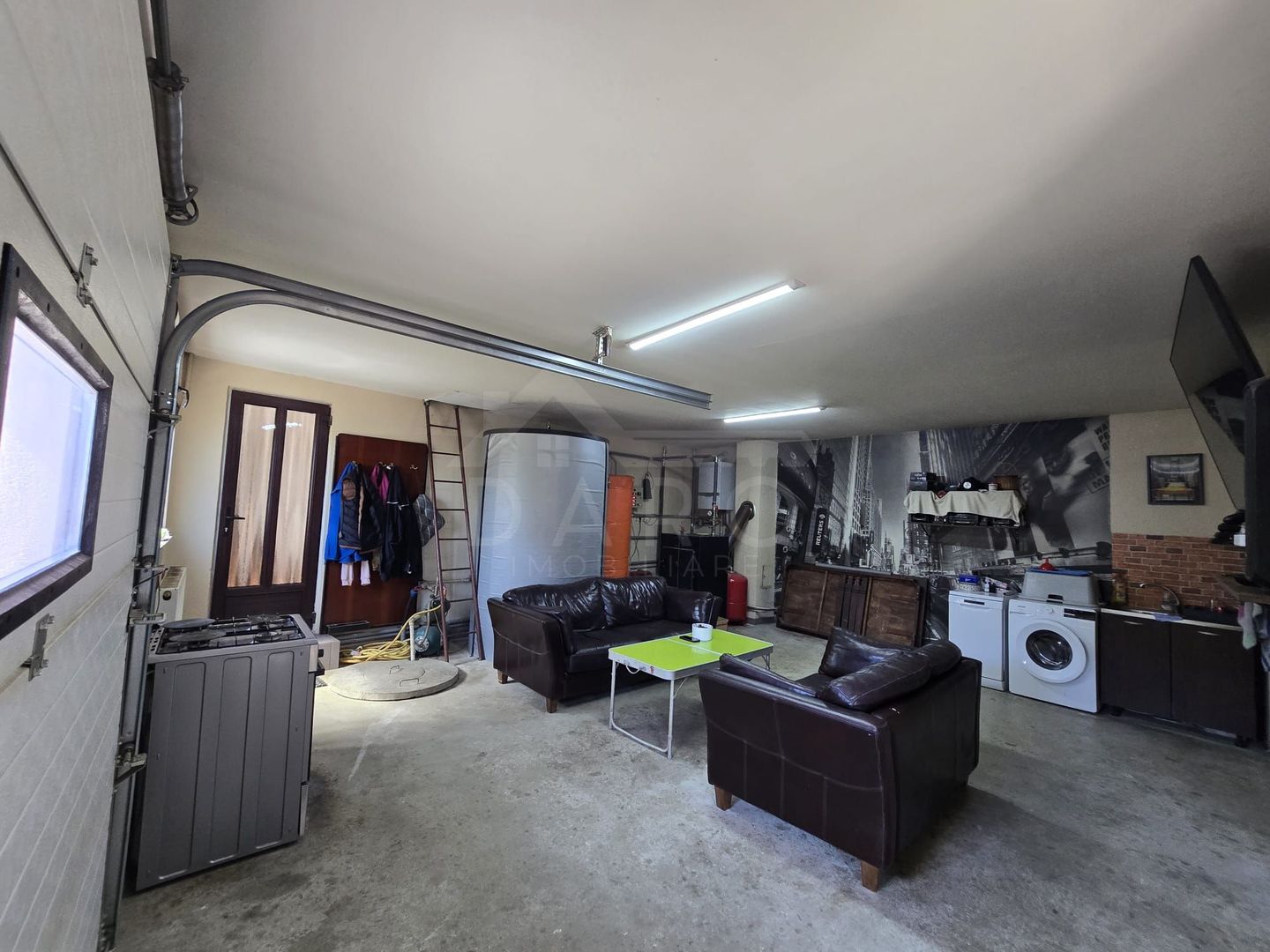 Casa in Livezeni , 140  mp utili , in centrul localitatii . - Poză 10