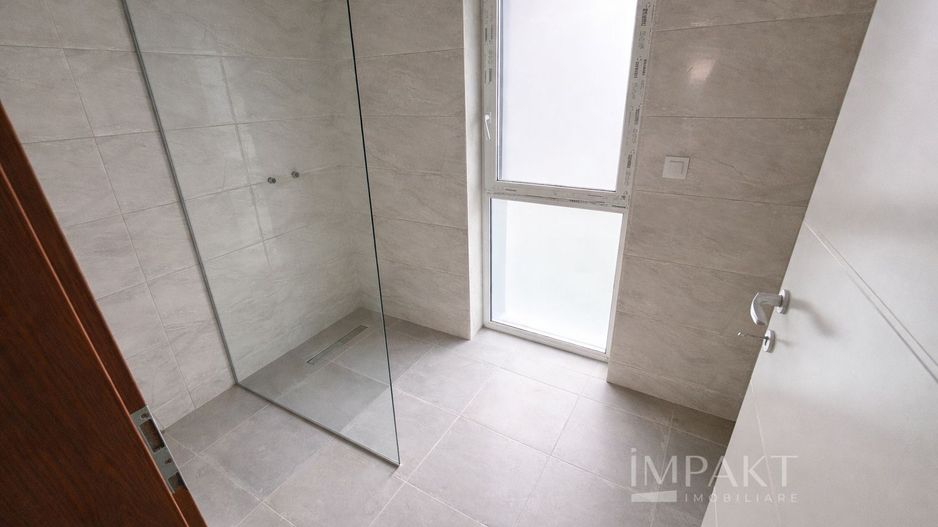 De închiriat apartament două camere, decomandat- Barc - Poză 2