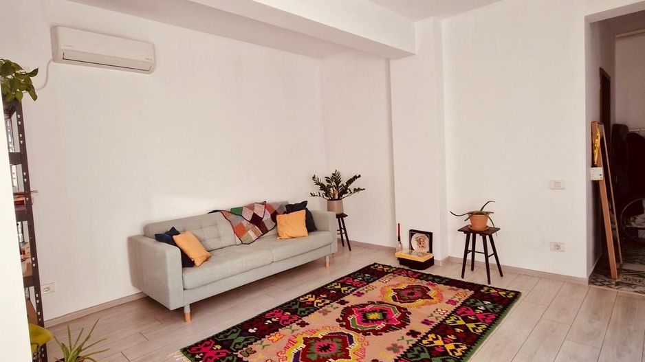 2 camere decomandate, bloc nou, mobilat, 5 min Metrou Sudului - Poză 1