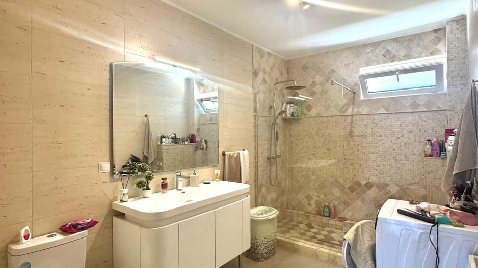 Casă individuală cu 5 camere și piscină |Săcălaz| - Poză 7