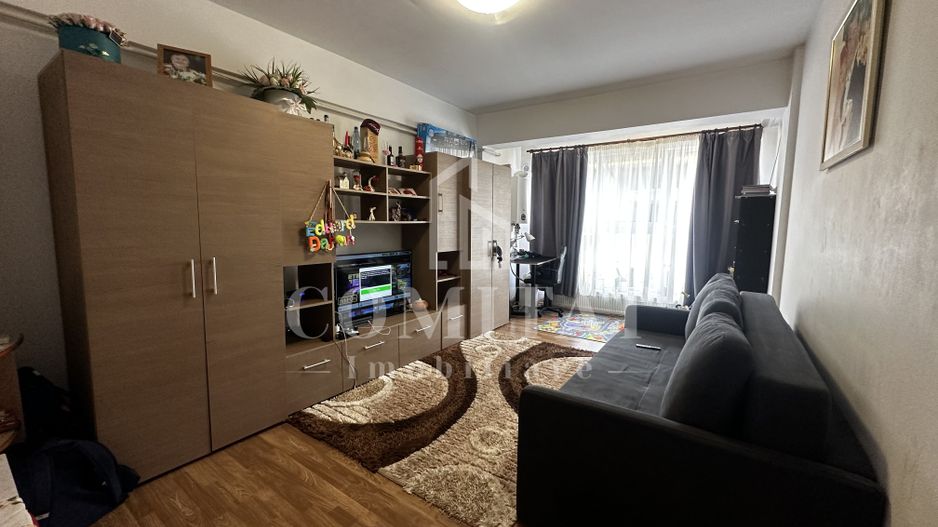 Apartament la etaj intermediar | Loc de parcare | Zona Str Teilor - Poză 3