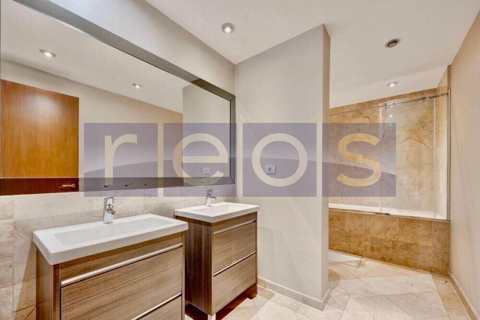 VANZARE PENTHOUSE DEOSEBIT | 223MP | MOBILAT SI UTILAT LUX | HERASTRAU - Poză 12