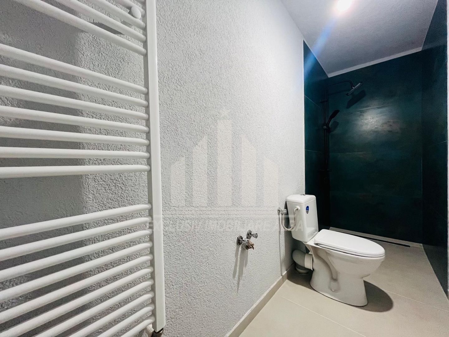 Casa individuala de vanzare, Partos - Poză 3