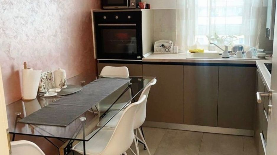 Apartament 2 camere, decomandat + loc de parcare - Poză 3