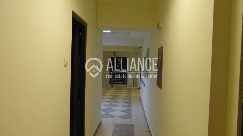 BALADA NEJ(COD03)-Etaj in cladire de birouri si parcare! - Poză 47