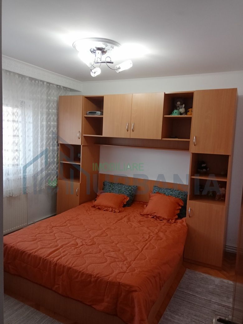 Apartament 3 camere decomandat Nicolina 1, mobilat și utilat. - Poză 7