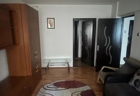 APARTAMENT 2 CAMERE MOBILAT & UTILAT CENTRALA TERMICA BLOC 1984 - Poză 2