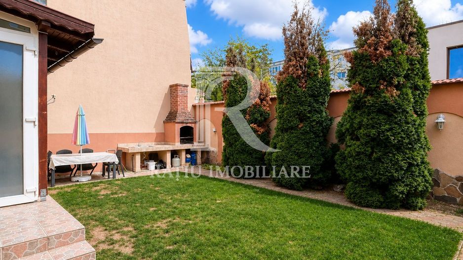 Casă elegantă de vânzare | Complet mobilată și utilată | Oradea - Poză 3