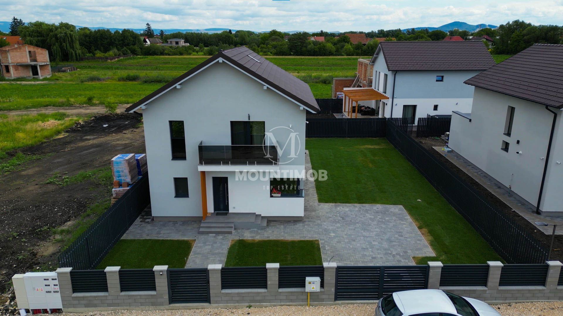 Comision 0%,Casa moderna, cu pomană de căldură si panouri fotovoltaice - Poză 1