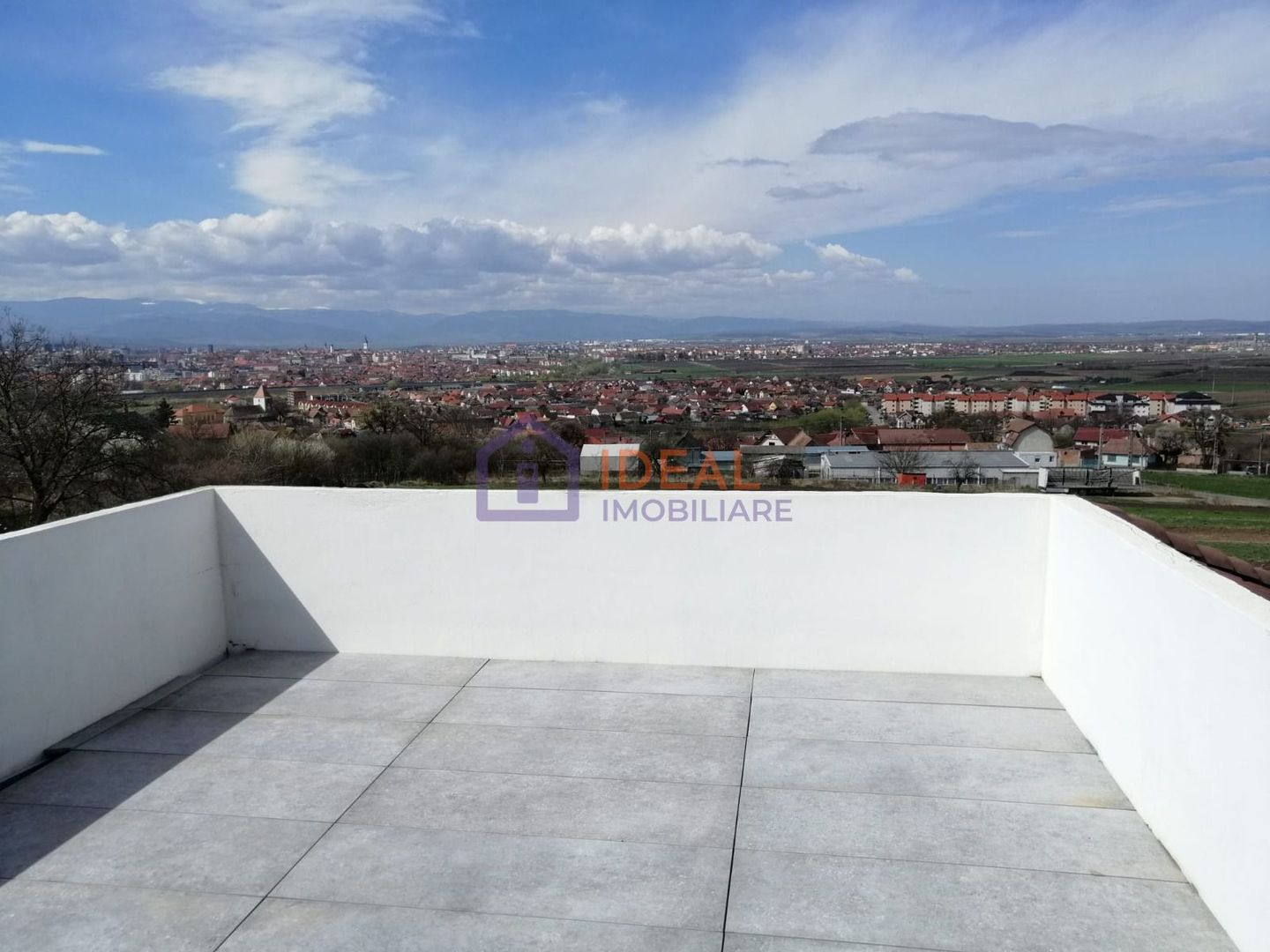 Vila cu 4 camere si teren de 700 mp, in Gusterita - Poză 10