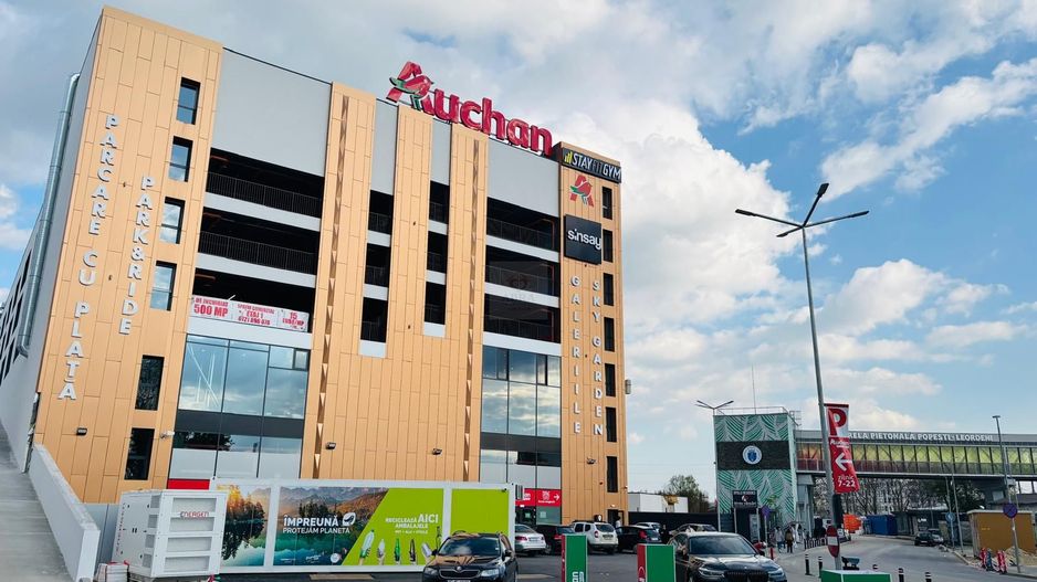 Apartament tip studio metrou + parcare - Poză 1