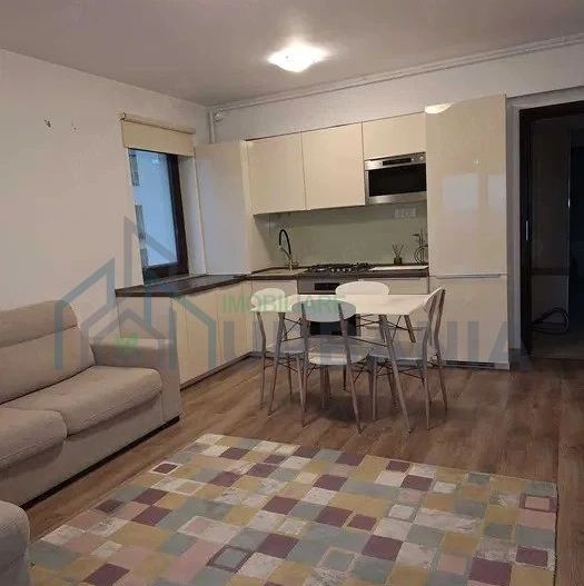 Apartament  la 2 minute de Podul de Fier - Poză 3