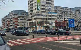 Spațiu comercial de închiriat în zonă centrală, Pașcani, lângă Primărie - Poză 2