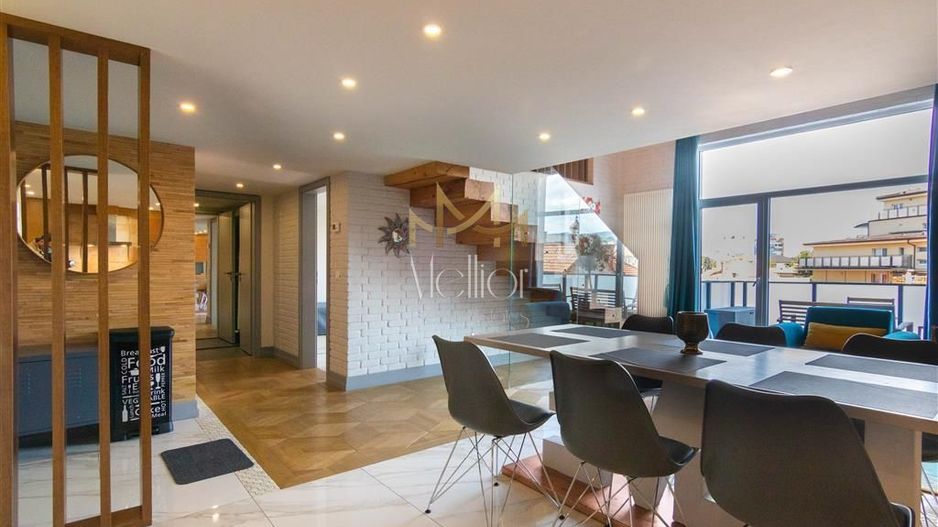 ?** Apartament superb pe doua niveluri Ultrafinisat Semicentral ** - Poză 10