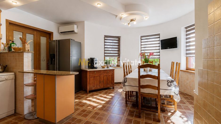 Vilă individuală cu 5 camere, piscină și curte generoasă | Mogoșoaia - Poză 9