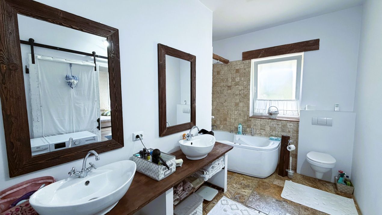 Casă Centrală 5 camere, Str. Andrei Mureșanu - Carei - Poză 6