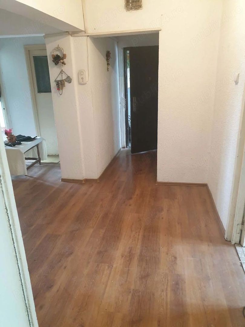 BRASADAS vinde ap 4 cam etaj 10/10 Careiului. - Poză 5