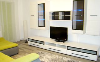 Apartament cu 3 camere dec/65 mp/Parcare/zona Strazii Padin. - Poză 1