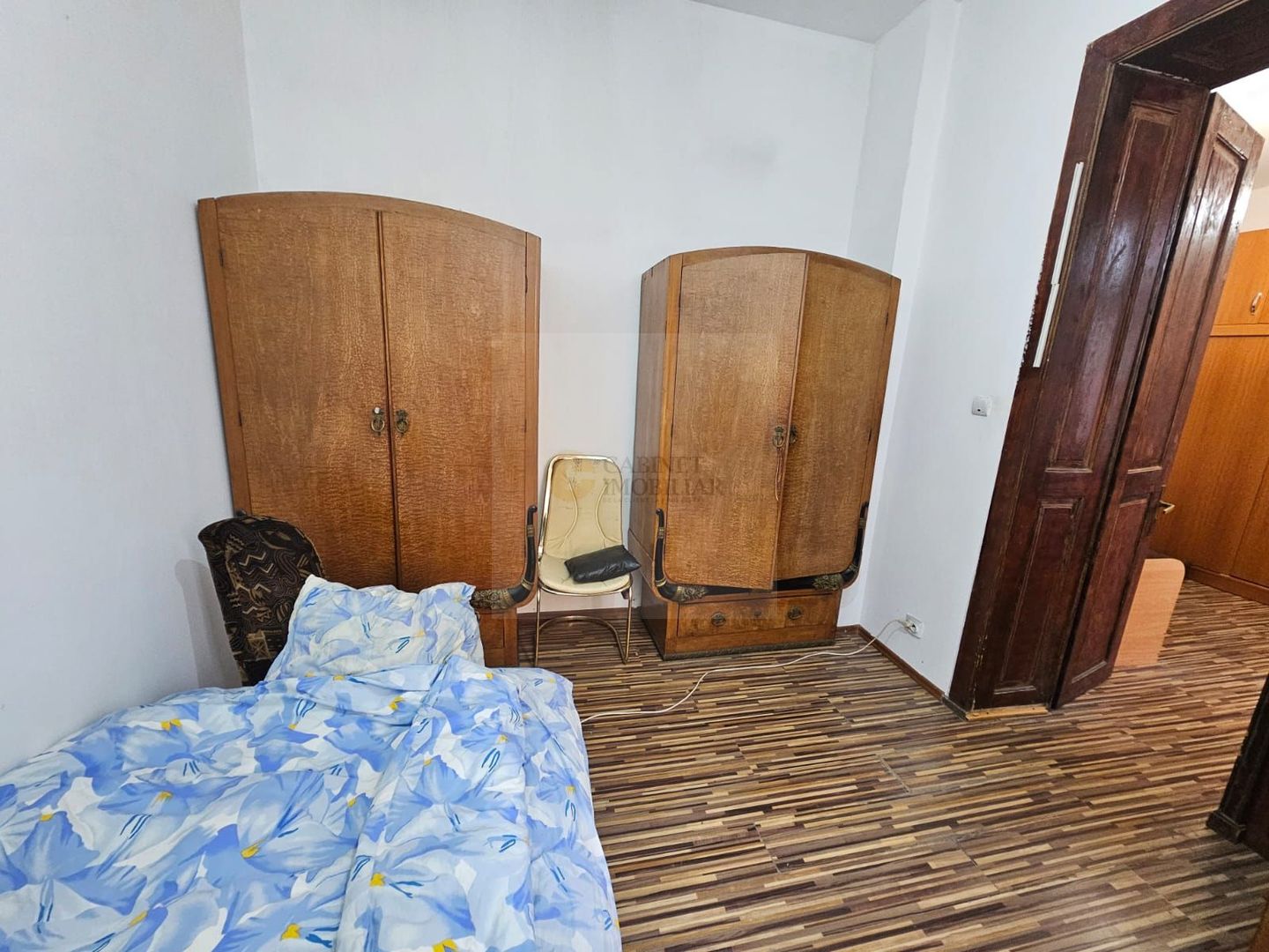 2 camere in vila  | Parter inalt | Unirii - Mantuleasa - Poză 9