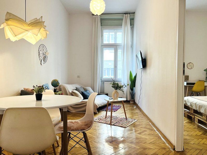 Apartament 2 camere, boem și elegant, în  Palatul Victoria - Poză 3