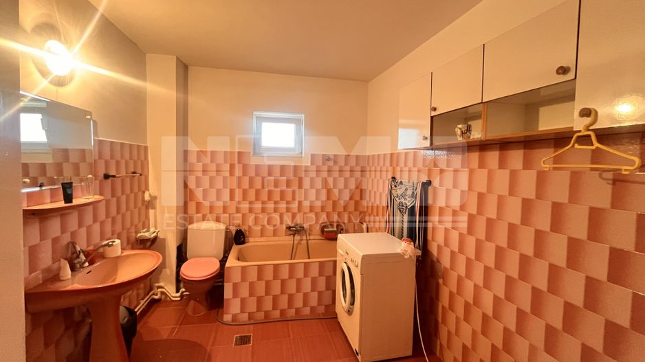 Casă De Vânzare cu 9 Ari teren I Fălticeni /Zona Spitalului I 270.000E - Poză 8
