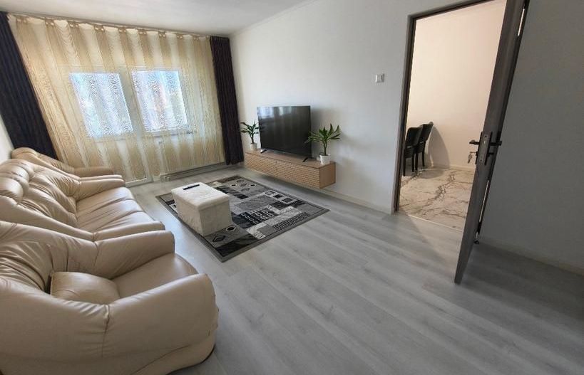 BRASADAS vinde ap 3 cam etaj 3/4 în Micro 17. - Poză 7