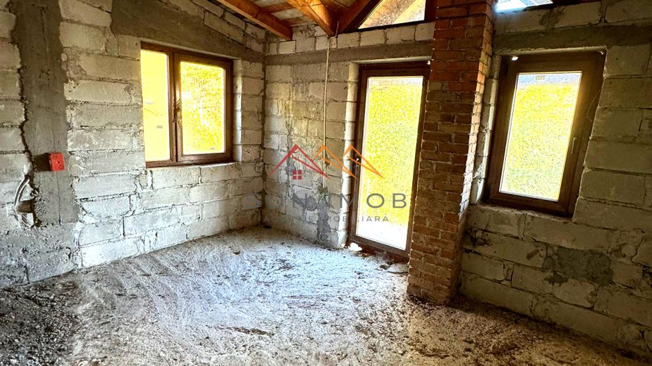 Vila S+P+E, priveliste deosebita, 6 camere, garaj, terasa, Cornu, PH - Poză 19