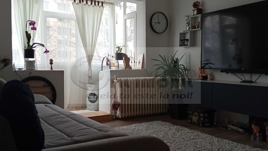 Apartament 2 camere de vanzare , Zimbru. 44mp - Poză 1