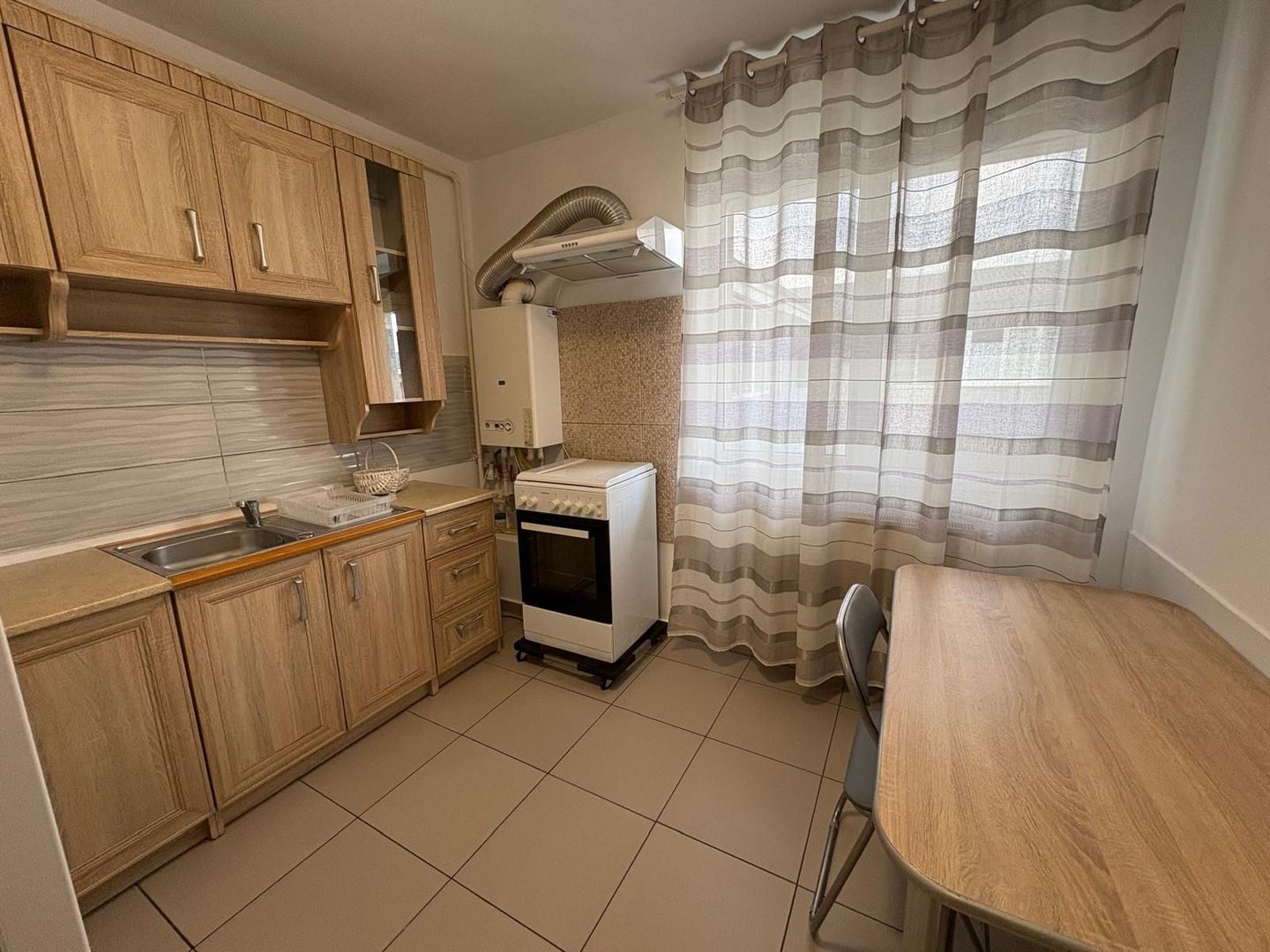 GARSONIERA METALURGIEI, LOC PARCARE, BLOC NOU, BUCATARIE INCHISA - Poză 4