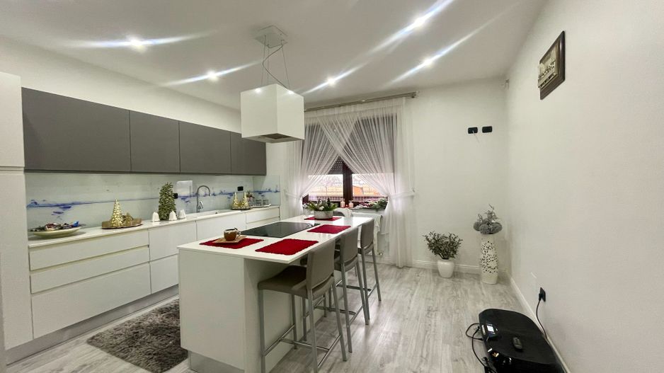 CASA COMPLET UTILATA SI MOBILATA MODERN CU GRADINA | 1100 MP |MARGINEA - Poză 22
